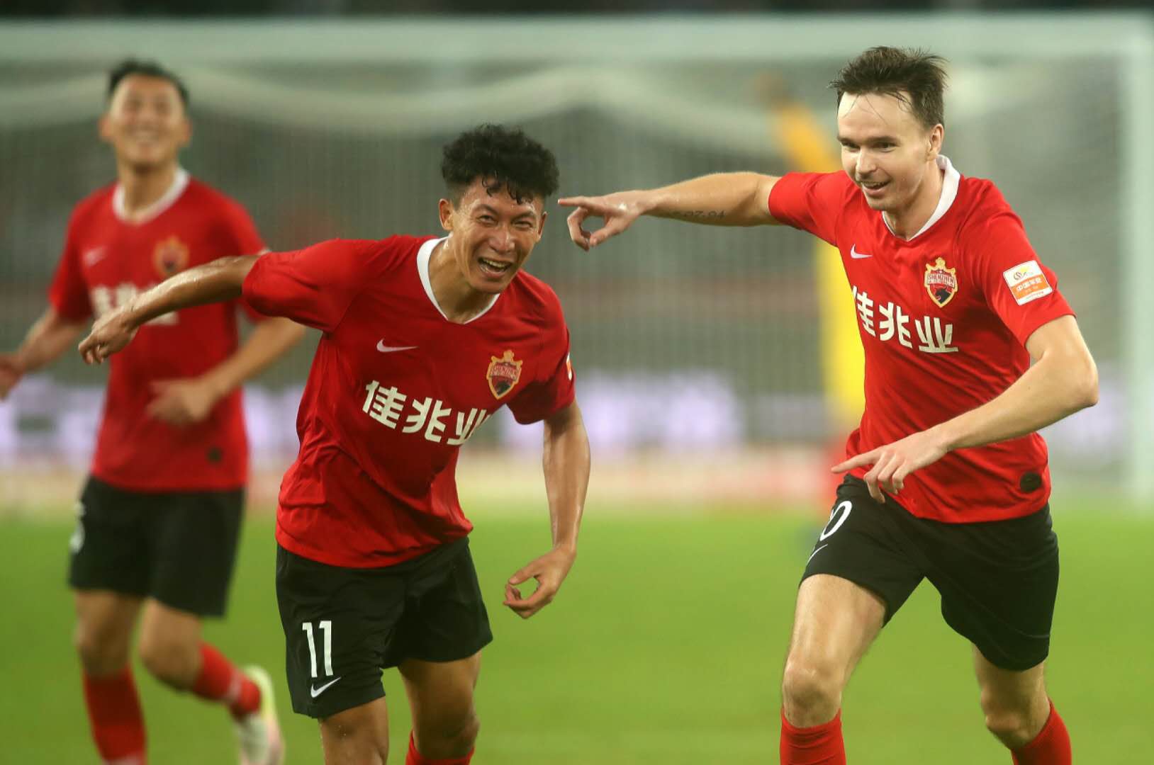 深圳佳兆业主场取分,实现关键胜利的简单介绍 深圳佳兆业主场取分,实现关键胜利的简单介绍