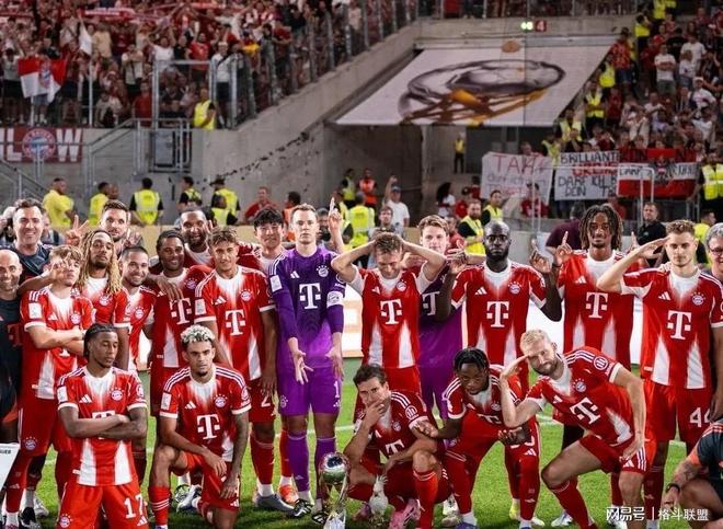 拜仁慕尼黑主场大胜，积极出线