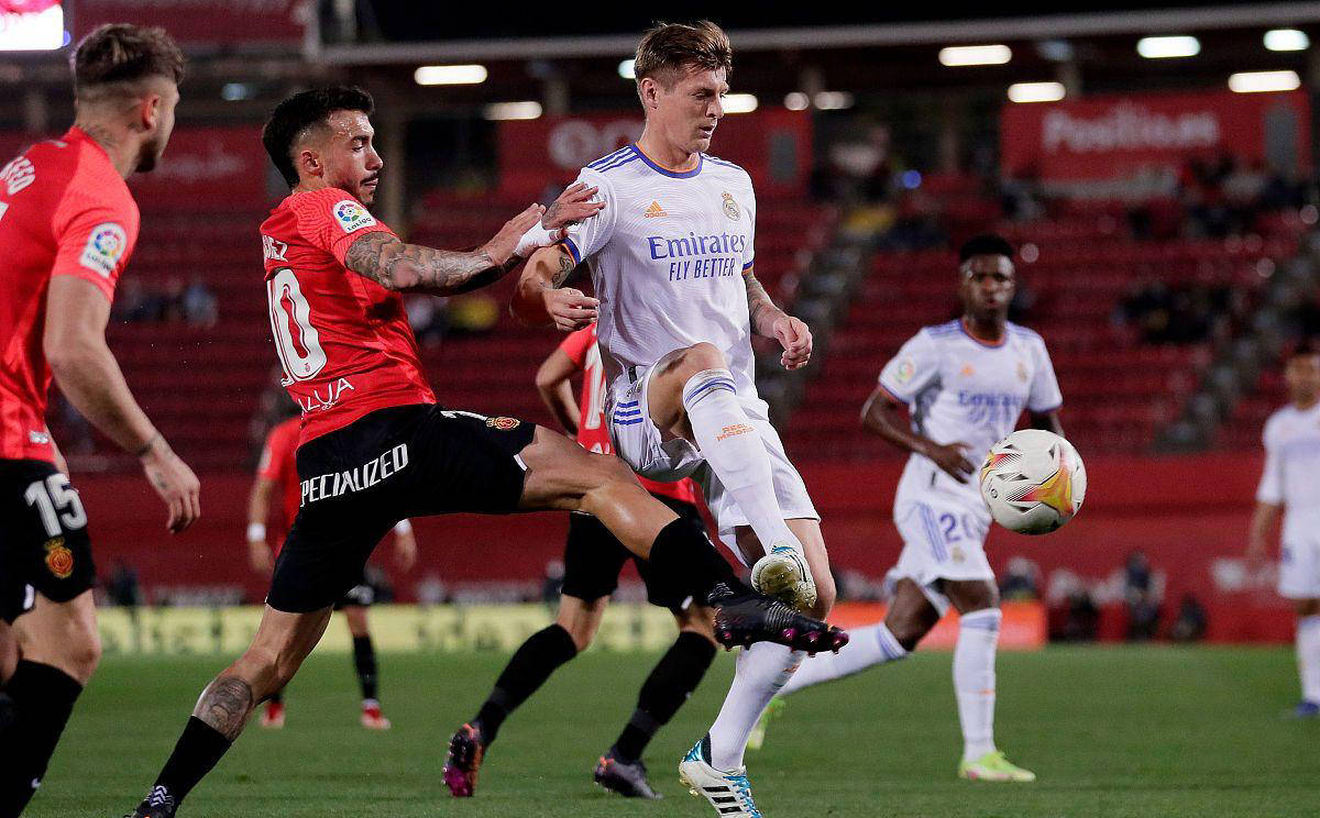 半岛体育视频-包含阿拉维斯客场战平，继续保持不败纪录的词条